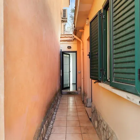 아파트 Lovely Studio With Balcony By St Peter