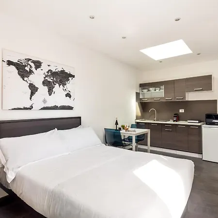 Lovely Studio With Balcony By St Peter 아파트 *