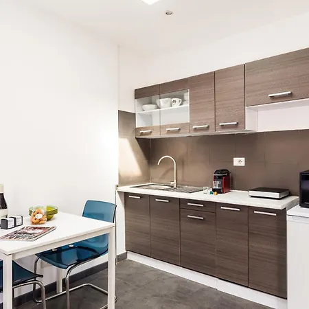 Lovely Studio With Balcony By St Peter